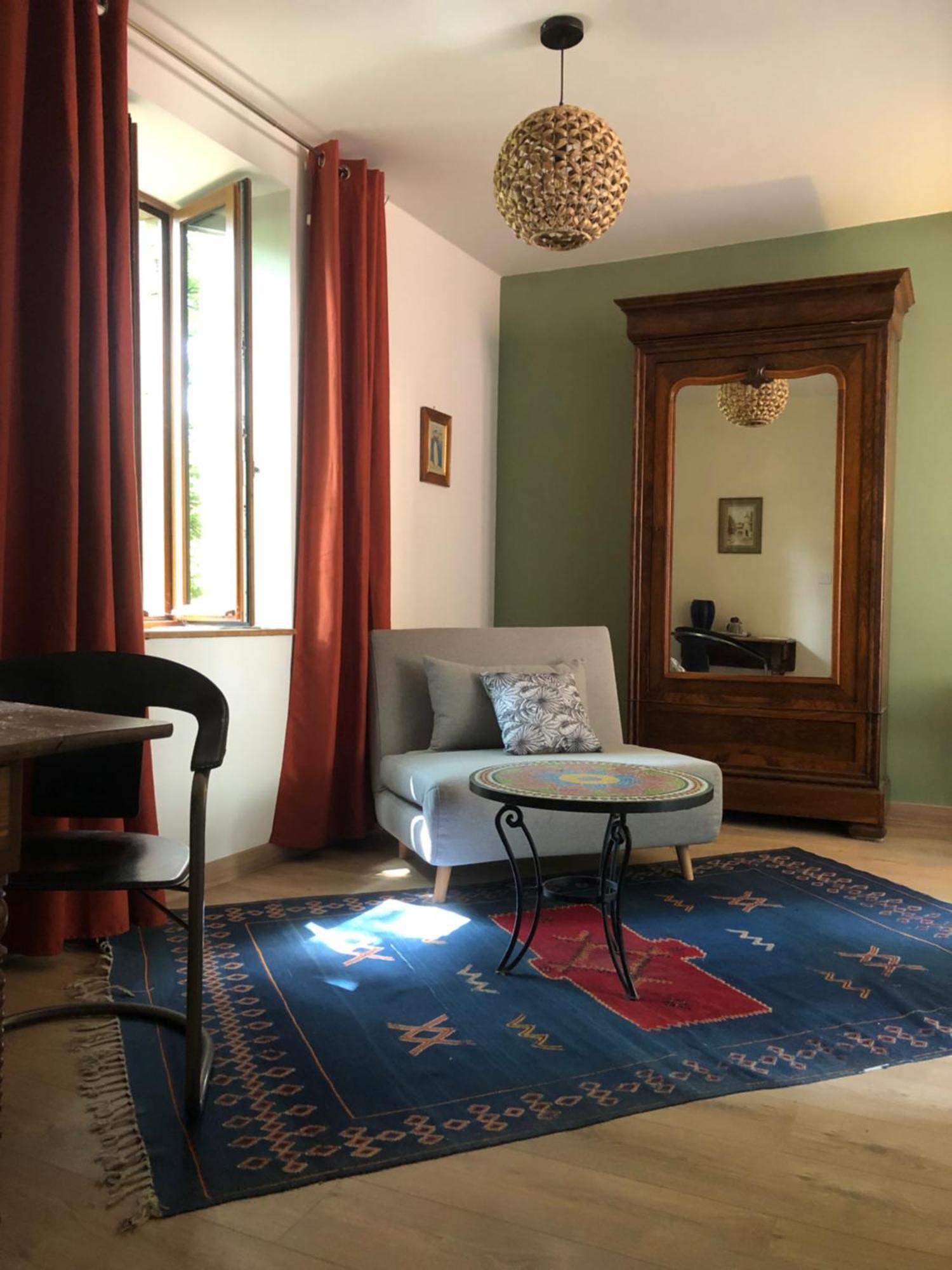 Chambre Sur Une Ile Saint-Bonnet-de-Rochefort 外观 照片
