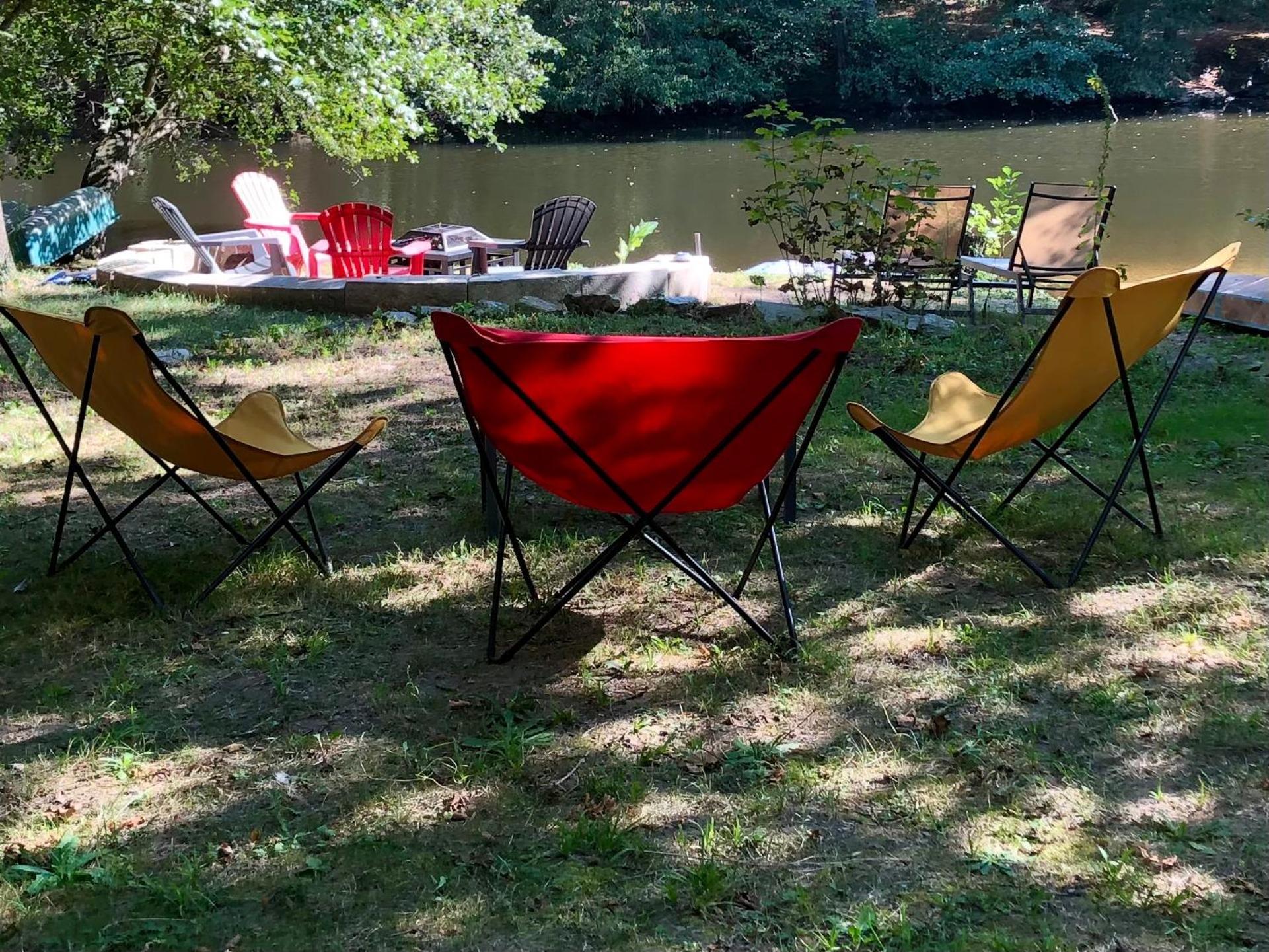 Chambre Sur Une Ile Saint-Bonnet-de-Rochefort 外观 照片
