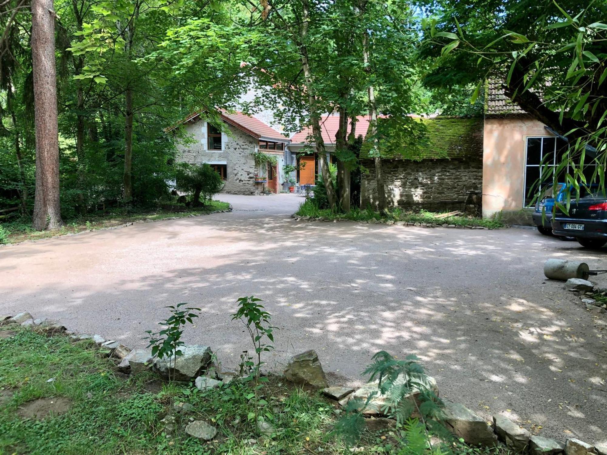 Chambre Sur Une Ile Saint-Bonnet-de-Rochefort 外观 照片